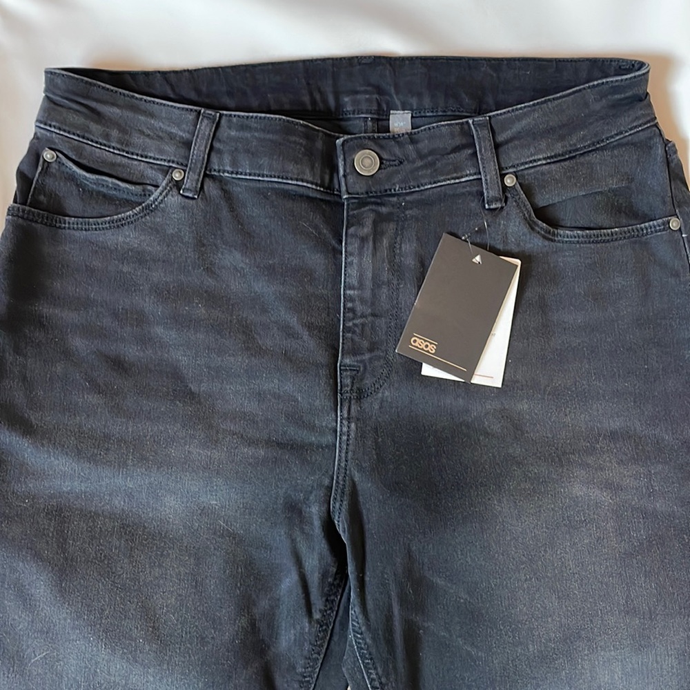 NEW with tags Men’s ASOS black jeans size 34